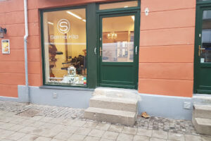 Selma Klip v/Elham Khani I Online Booking.. I Dame og Herrer Frisør – Kalundborg