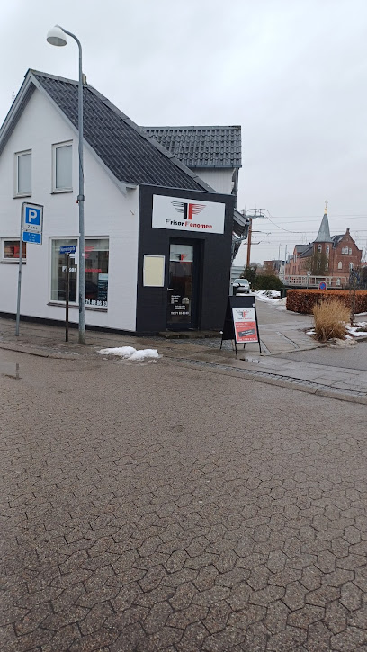Frisør FenoMEN - Hedensted 1 AF1QipMIryfhFCUBCUJV56PxVkYrczywR5b2jW1wb4Haw408 h725 k no