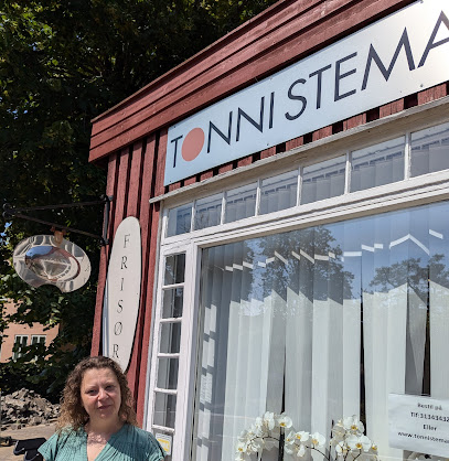 Frisør Tonni Stemann - Kongens Lyngby 1 AF1QipMJKVQ2ltYKe pK5D0vj29RCJNhoBX8zHn0KBH9w408 h418 k no