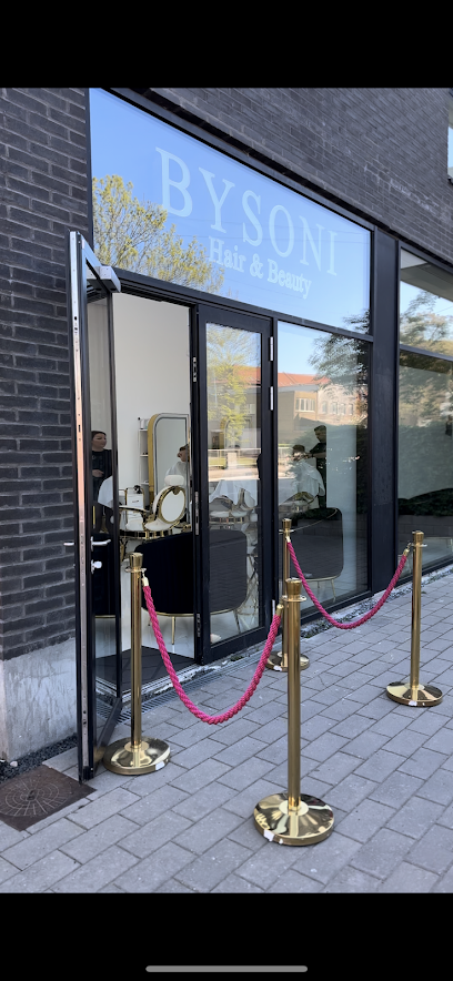 By Soni Hair & Beauty - København 1 AF1QipMUpe8HmWofUj WOyAARSFcVvjqcxgCLhGtdSCw408 h884 k no