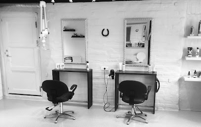 Hårsmeden Frisørsalon - Odense 1 AF1QipMWPy5k4JWzJ55rwIhYZdvKBCuA8WFkwfAUoN5nw408 h258 k no