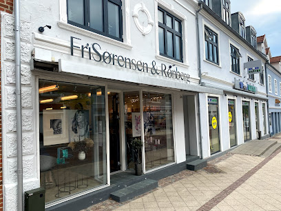 Frisør Rønberg - Aars 1 AF1QipMiLnUQRCXpWCVuZyyux9OXOrIkRJ45g0LlH4sgw408 h306 k no