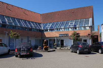 AF1QipMj t5Ax jdLTW5qPblVPs qQsBy8MU1bLZu1gmw408 h271 k no