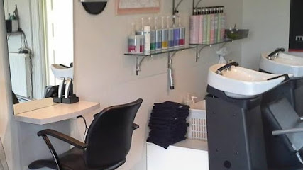 Salon Beltoft - Svendborg 1 AF1QipN8OSMUaL9J DVcMUtbov28FhaJ7cnreMD2TZL9w427 h240 k no