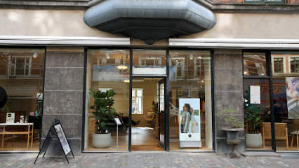 ZENZ Organic Hairdressing - København Ø 1 AF1QipNIFTnKO3IL9GPuVbKihOa1AhdctuOZHZatUQiFw426 h240 k no