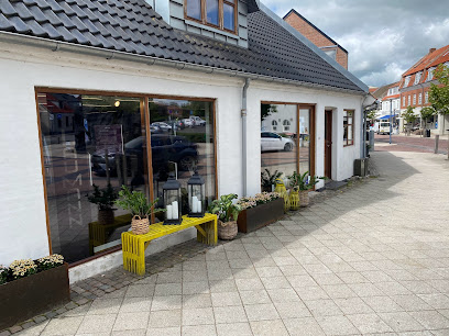 AF1QipNbxo9Xjxt0J8hSOZd 0BaP5k Dp4LtoLpGDpw w408 h306 k no