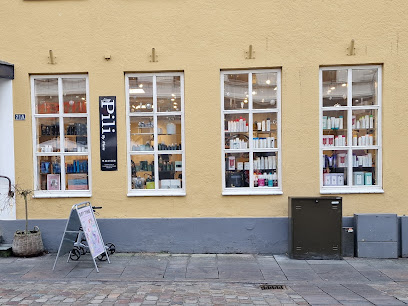 Frisør Pili By Maria - Faaborg 1 AF1QipNg3pV59oXjM4N9Q3HppUFoEGQBjZUgR3 W0BAhw408 h306 k no
