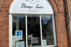 Dannys Salon Dame- og Herrefrisør – Aarhus
