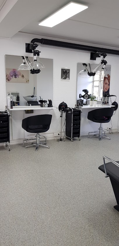 SALON NAJIDA - Brædstrup 1 AF1QipO2YfksNvskmIY0MGcERdBO4ZOL5Ho8j txJfn w408 h839 k no