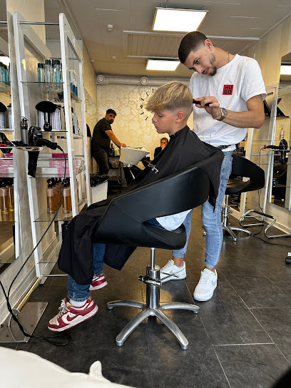 AF1QipO9Xx1oe0q5 OnuriGZbGA6hJBpCDDRq626iiphw408 h544 k no