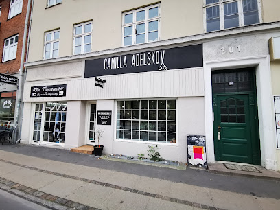 Camilla Adelskov - København 1 AF1QipOKtk Lm3IzvhW57coUhgA4Ud05AE6cXFaH7j0Hw408 h306 k no