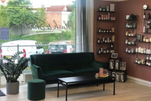 Blush & Shadow Aps – Lillerød