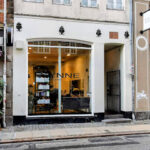 AF1QipOsYVqQq6hDGJ30PW0L01VZbUQiukt 7 upV2Xgw419 h240 k no