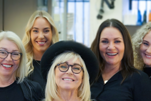 MONSOON HAIR & MAKE-UP – Frederiksberg C