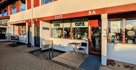 Cutz Frisør - Espergærde 1 AF1QipPC yhNALBNjGycfTDDqD2rdNaagWjxt65CkaEBw463 h240 k no