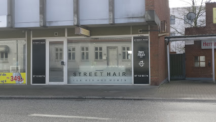 Street Hair - Herning 1 AF1QipPJ02v1rcxFCKP O3hbnqskhumB BlB OJYm9szw426 h240 k no