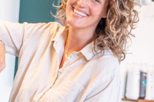 Lykkes Frisør – Hvide Sande