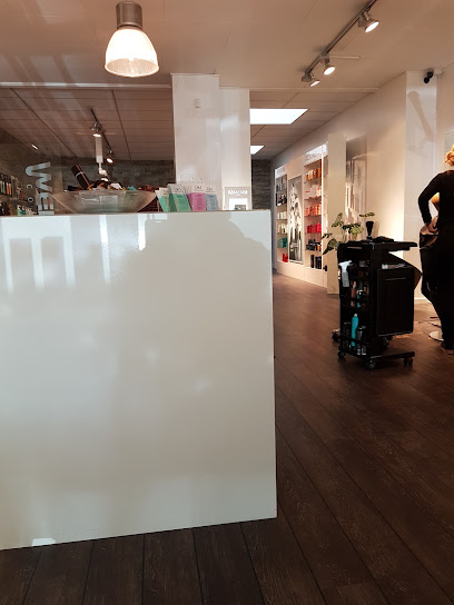 Weitling Coiffure - Kolding 1 AF1QipPd0Us4QtovDXddZol 0pafJN4YxlvpAXJUoOCnw408 h544 k no